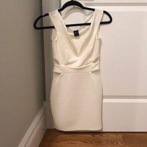 White bodycon dress